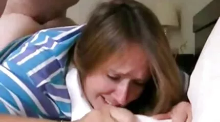 ผู้ชายที่กระตือรือร้น fucks แฟนสาว วีดีโอ โป้ ฝรั่ง busty ของเขาบนเรือ